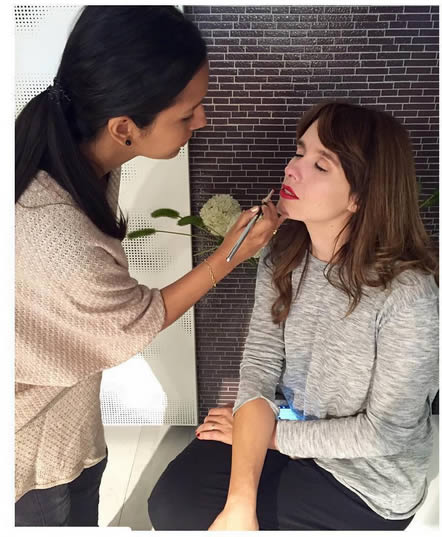 Maquillaje y peinado a la blogger e influencer Macarena Gea